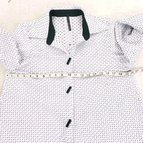 IC By Connie K Toggle Button Up Long Sleeve Shirt Womens Size Medium White Black - Picture 4 of 9